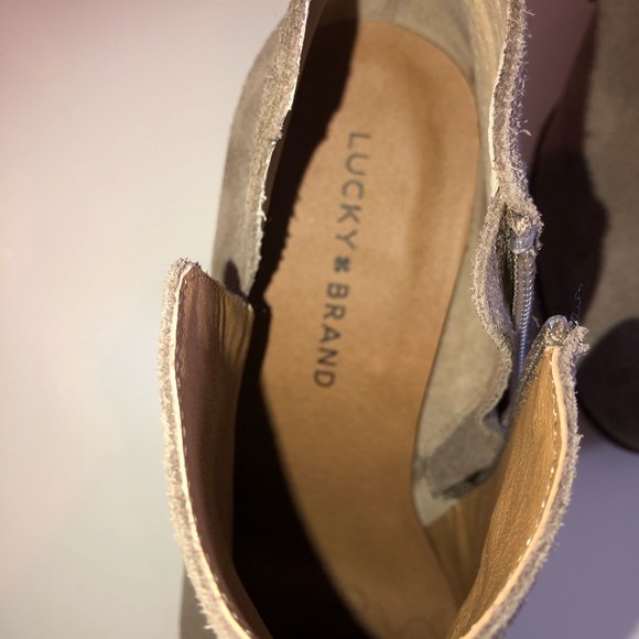 Lucky Brand Booties in tan color size 8.5 - Picture 3 of 9